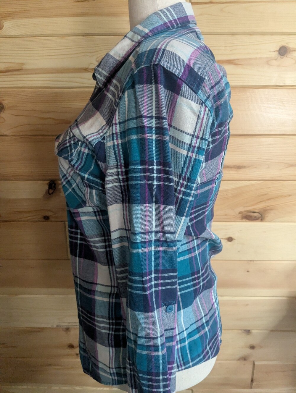 Duluth Trading Company Ladies Medium Plaid Multicolor Button Down Long sleeve - Picture 4 of 7